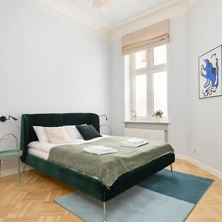 Апартаменты Marszalkowska 58 - Classy Two Bedroom With Balcony By Renters *