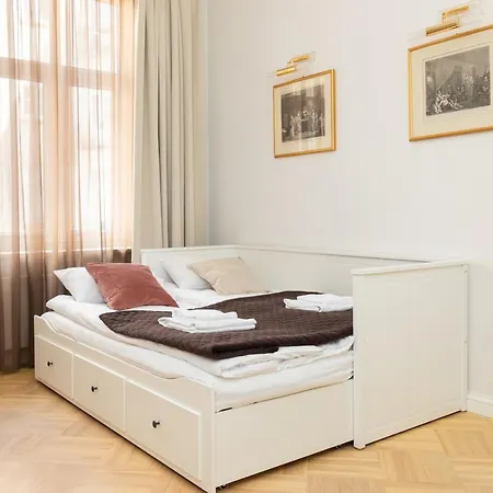 Marszalkowska 58 - Classy Two Bedroom With Balcony By Renters * 바르샤바