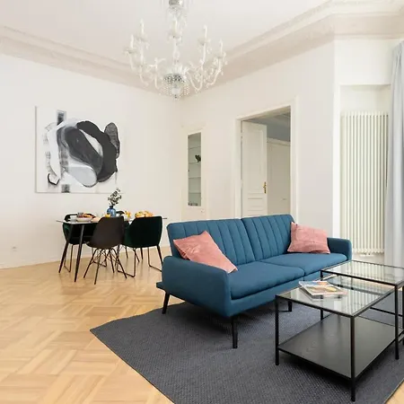 Marszalkowska 58 - Classy Two Bedroom With Balcony By Renters